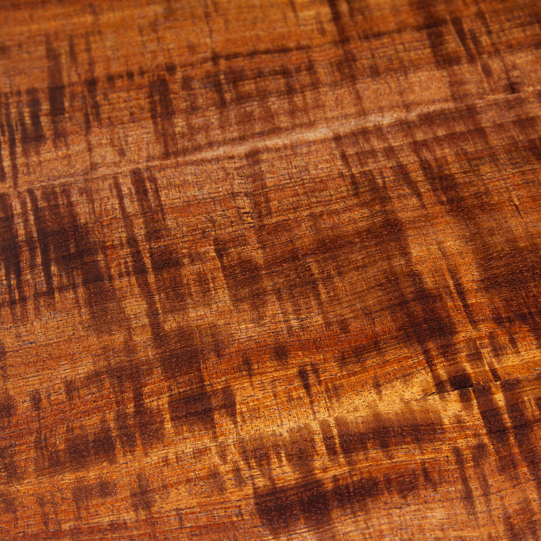 Amazing fiddleback blackwood grain